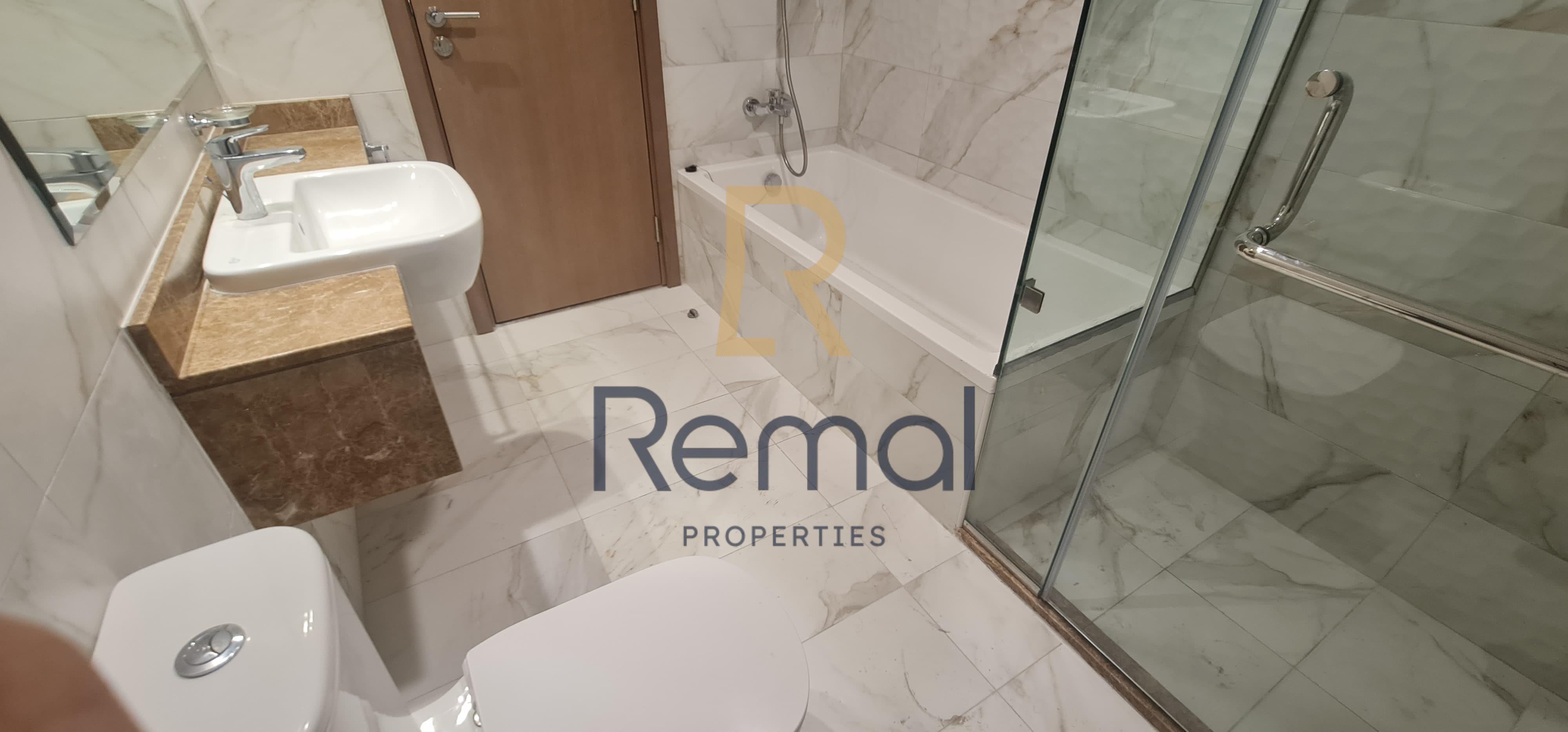 Premium 2-Bedroom Apartment in Corniche | Modern Living - Photo 3