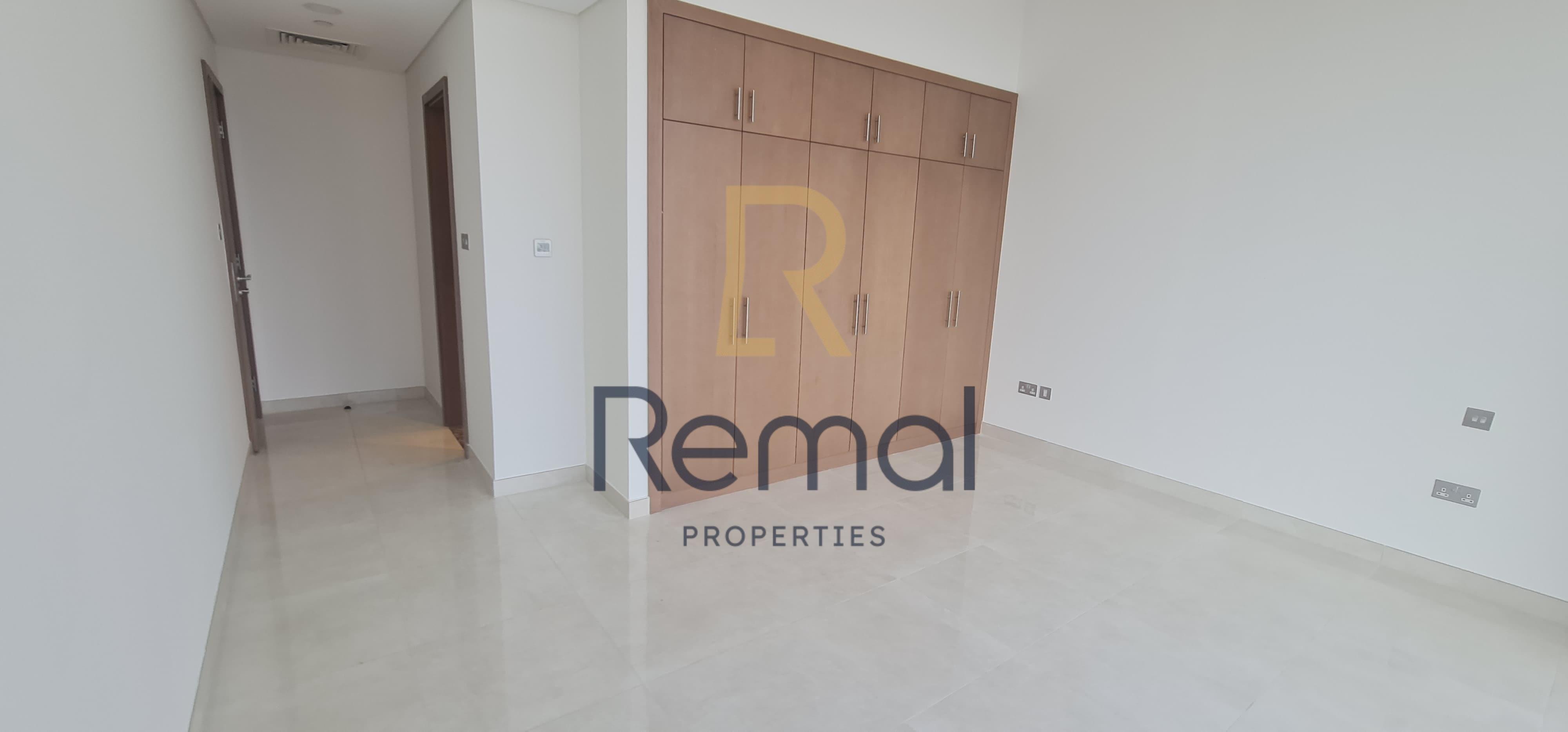 Premium 2-Bedroom Apartment in Corniche | Modern Living - Photo 4
