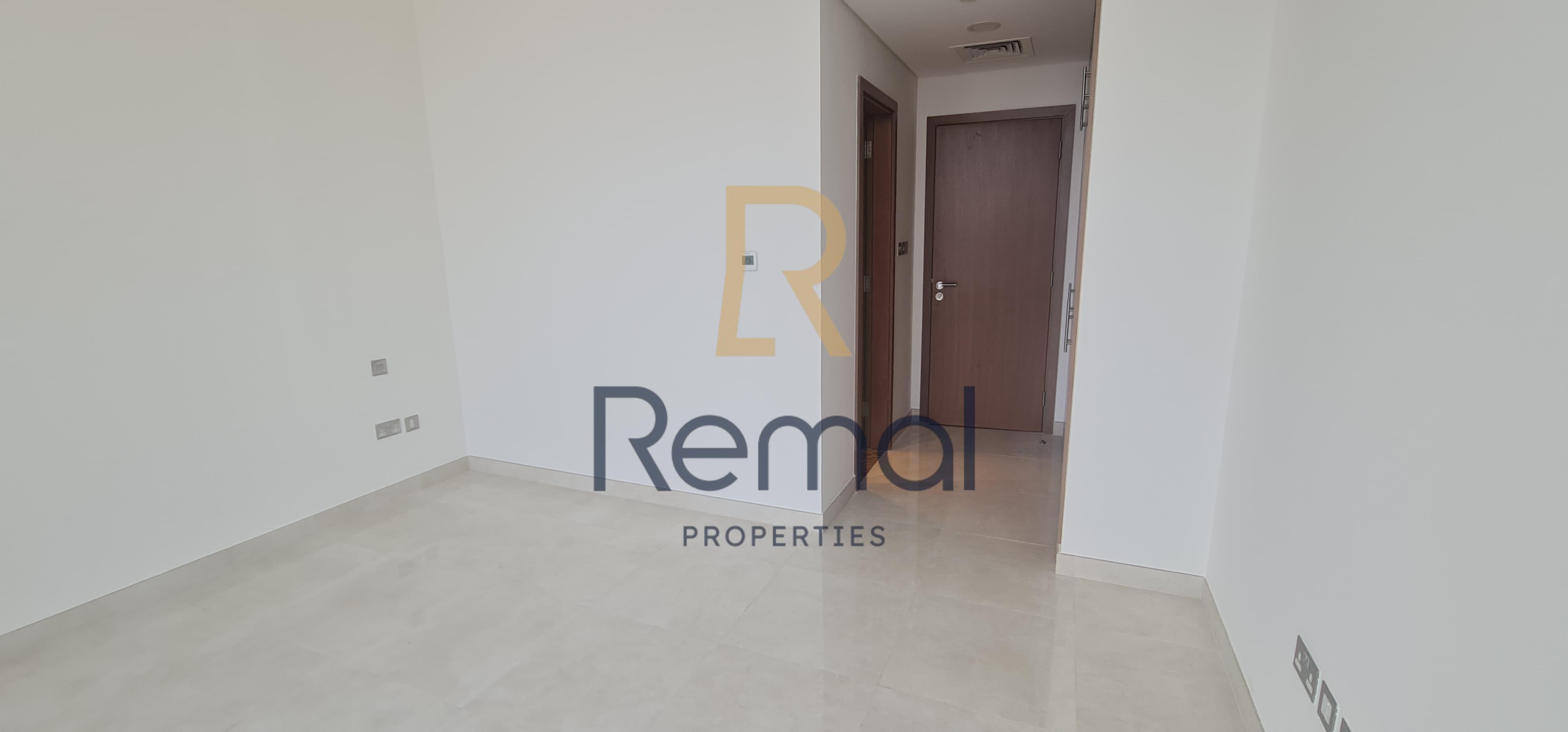 Premium 2-Bedroom Apartment in Corniche | Modern Living - Photo 6