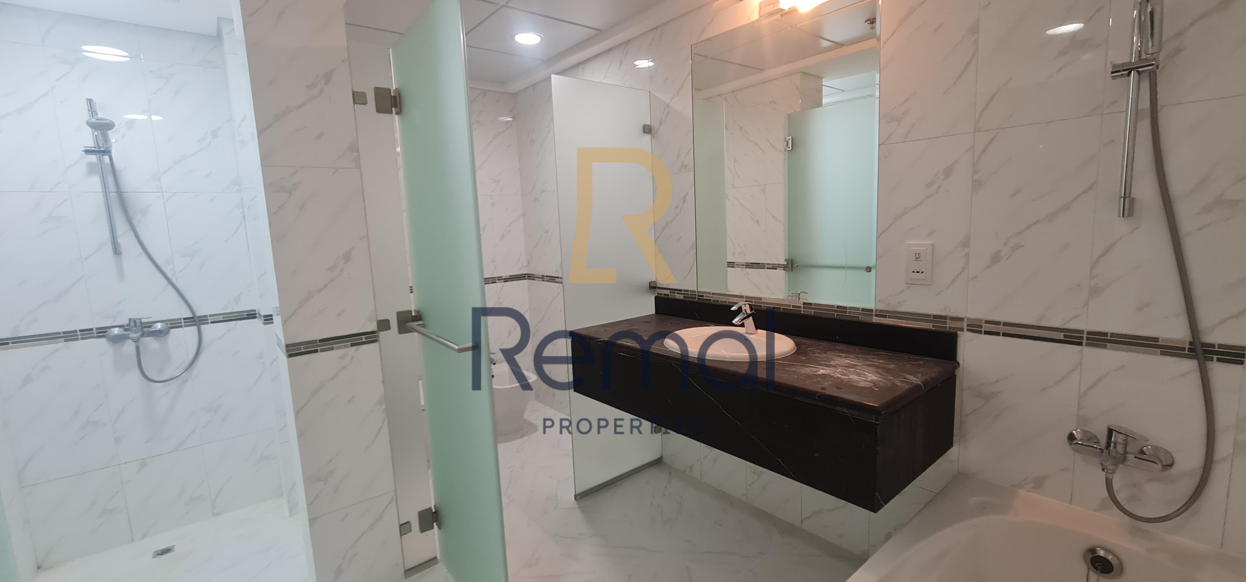 Apartment for Rent in Al Tibbiya | 3BR + Maid Room - Photo 4