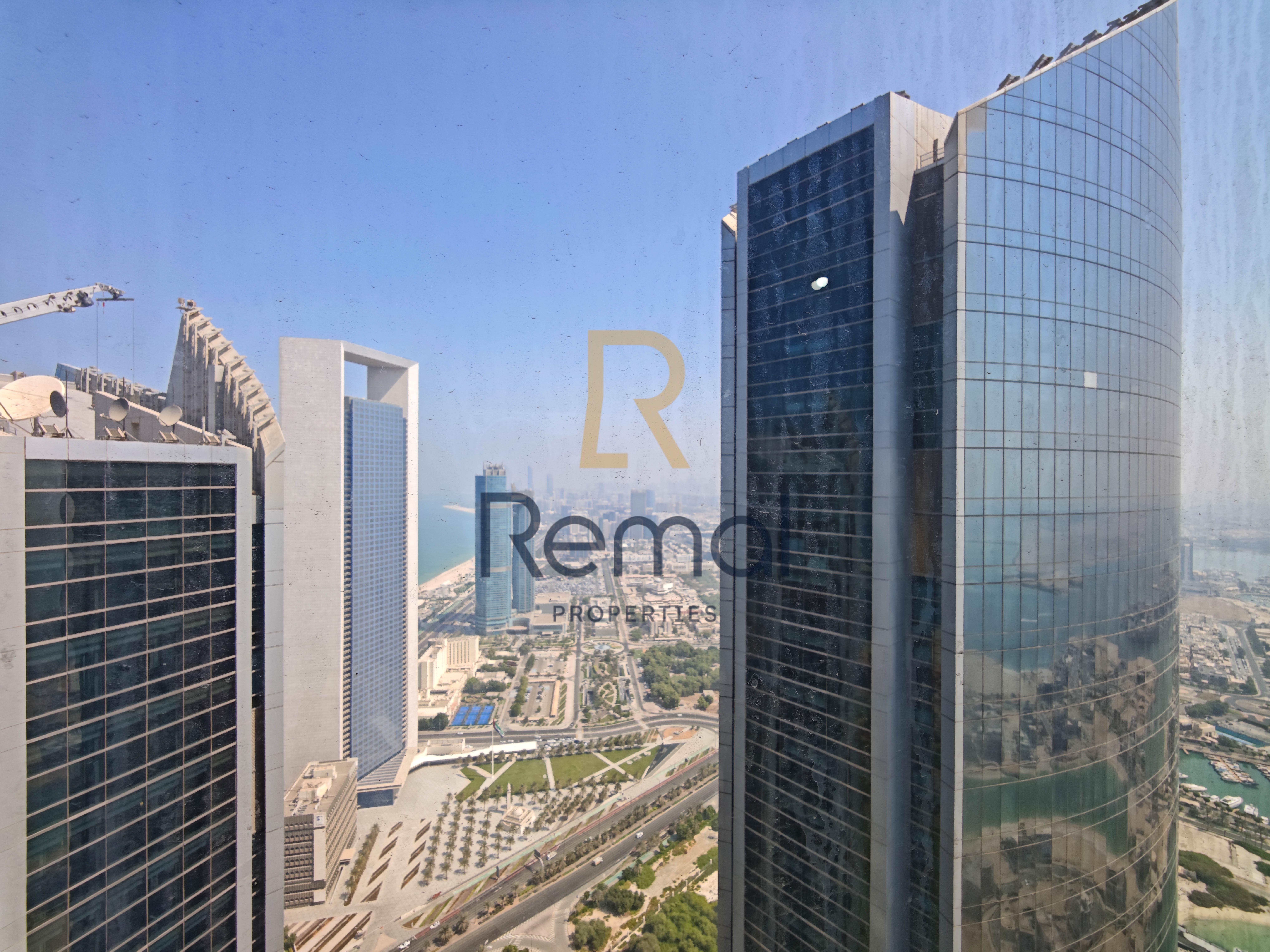 Corniche Abu Dhabi Apartments | Sea View | Premium Living - Photo 4