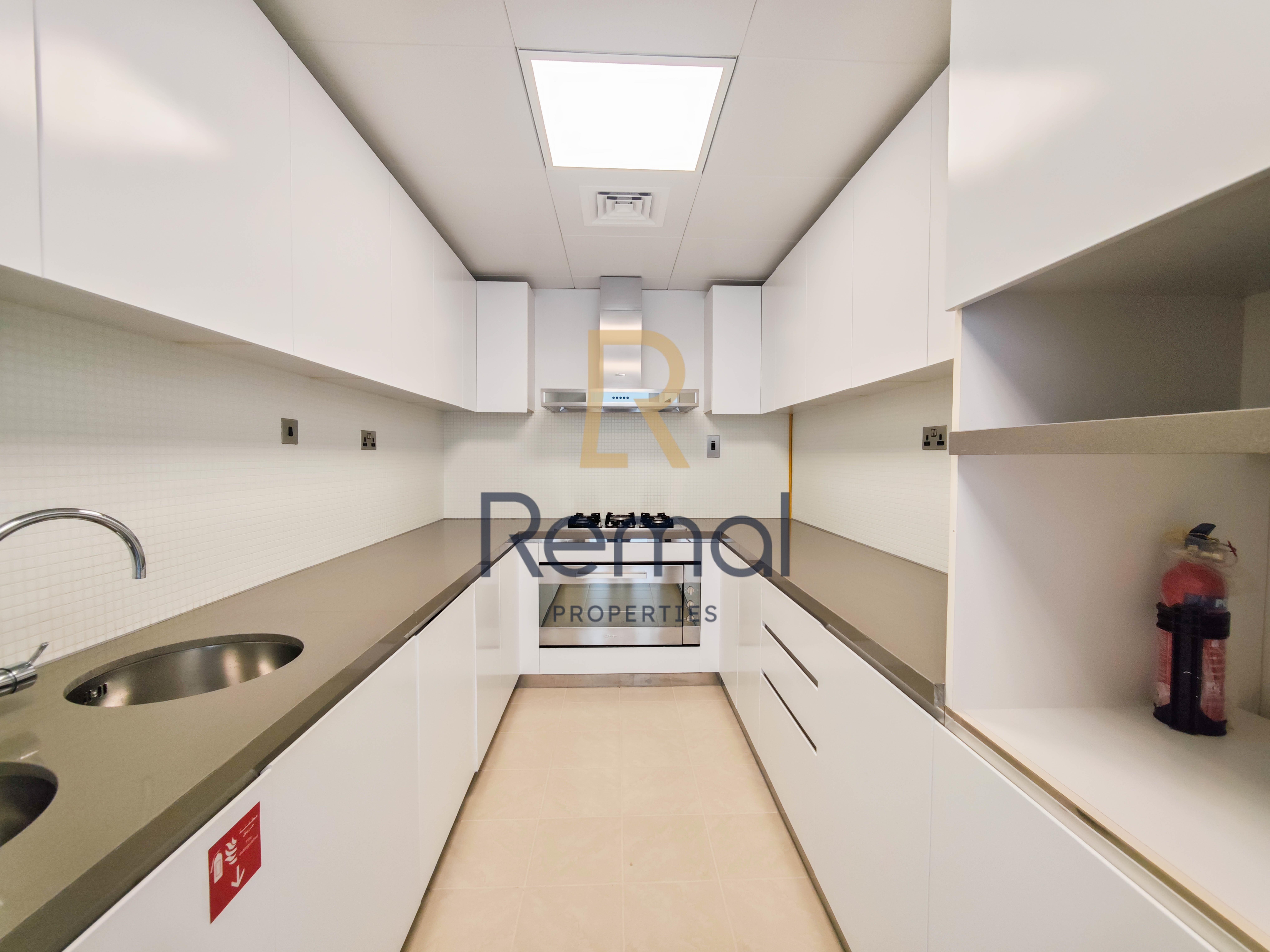 Corniche Abu Dhabi Apartments | Sea View | Premium Living - Photo 18