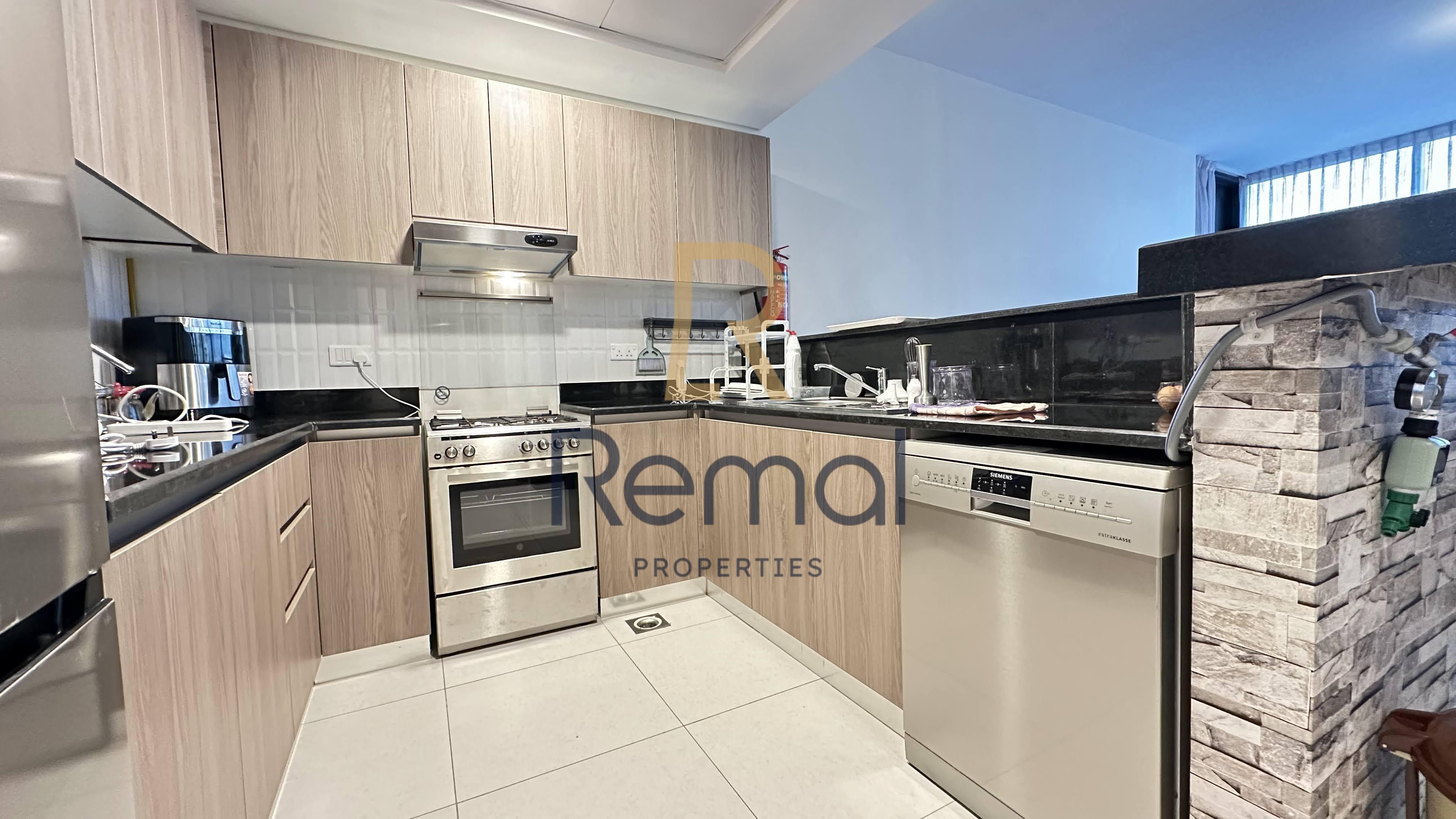 Canal View | Balcony | Apartments for Sale Al Raha Beach - Photo 2