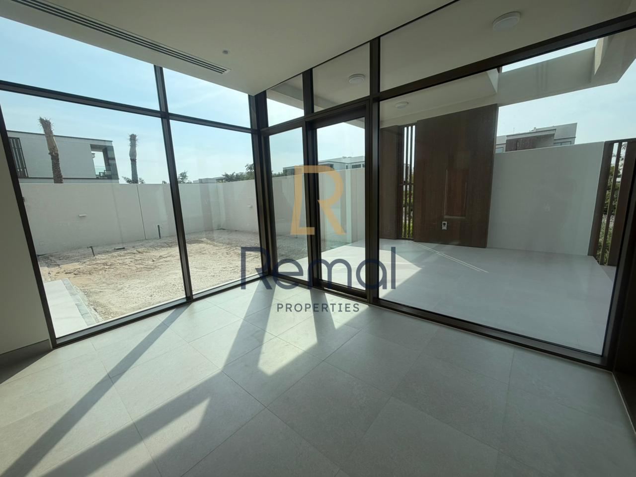 3BR Townhouse for Rent in Al Jubail Island Abu Dhabi - Photo 6
